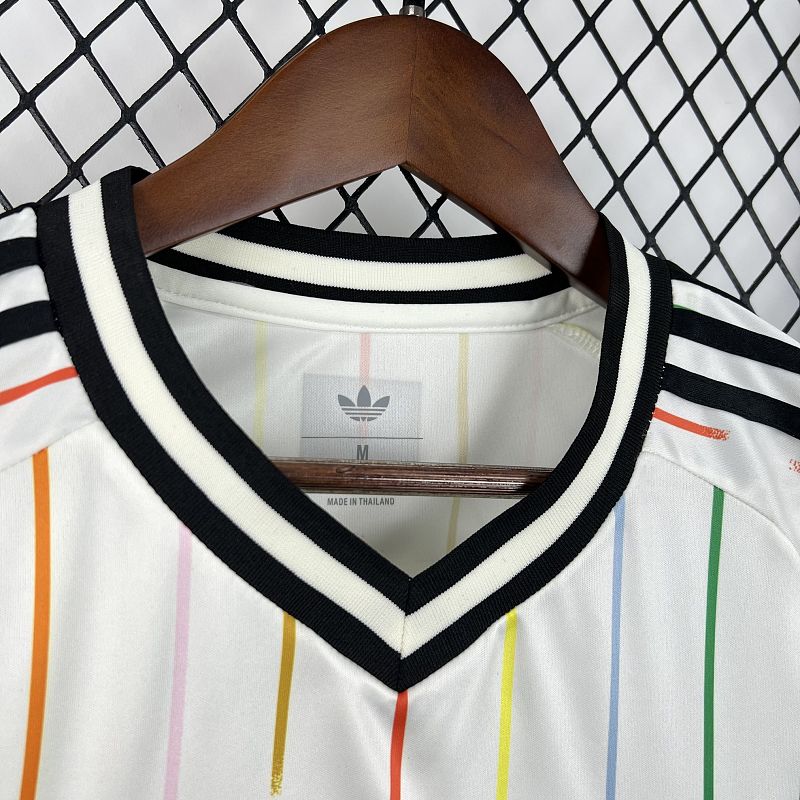 Womens Japan 2026 World Cup Away Jersey Fotbollstroja
