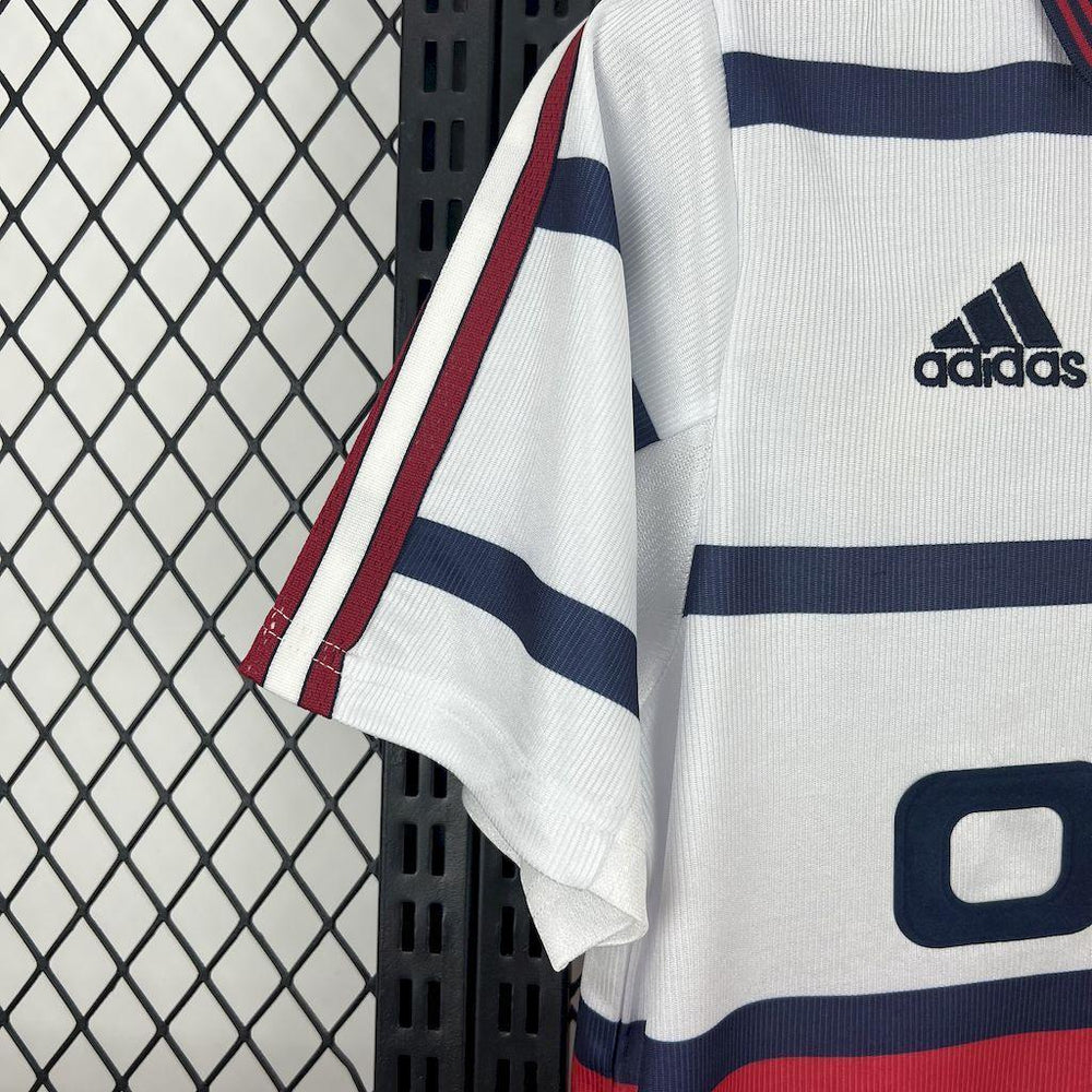 Bayern Munich 1998-00 Home Retro Jersey