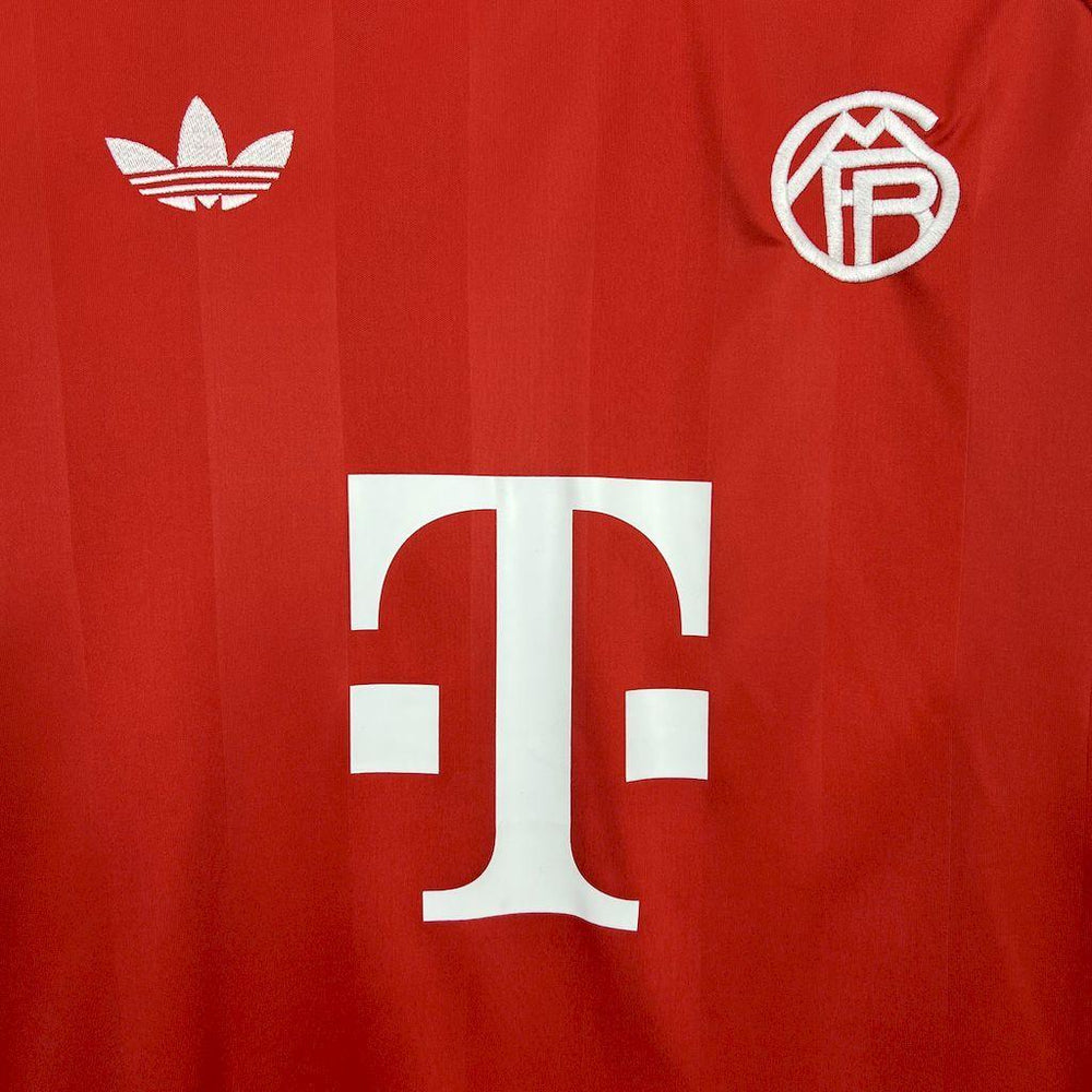 Bayern Munich 2025-26 Goalkeeper uniform Jersey