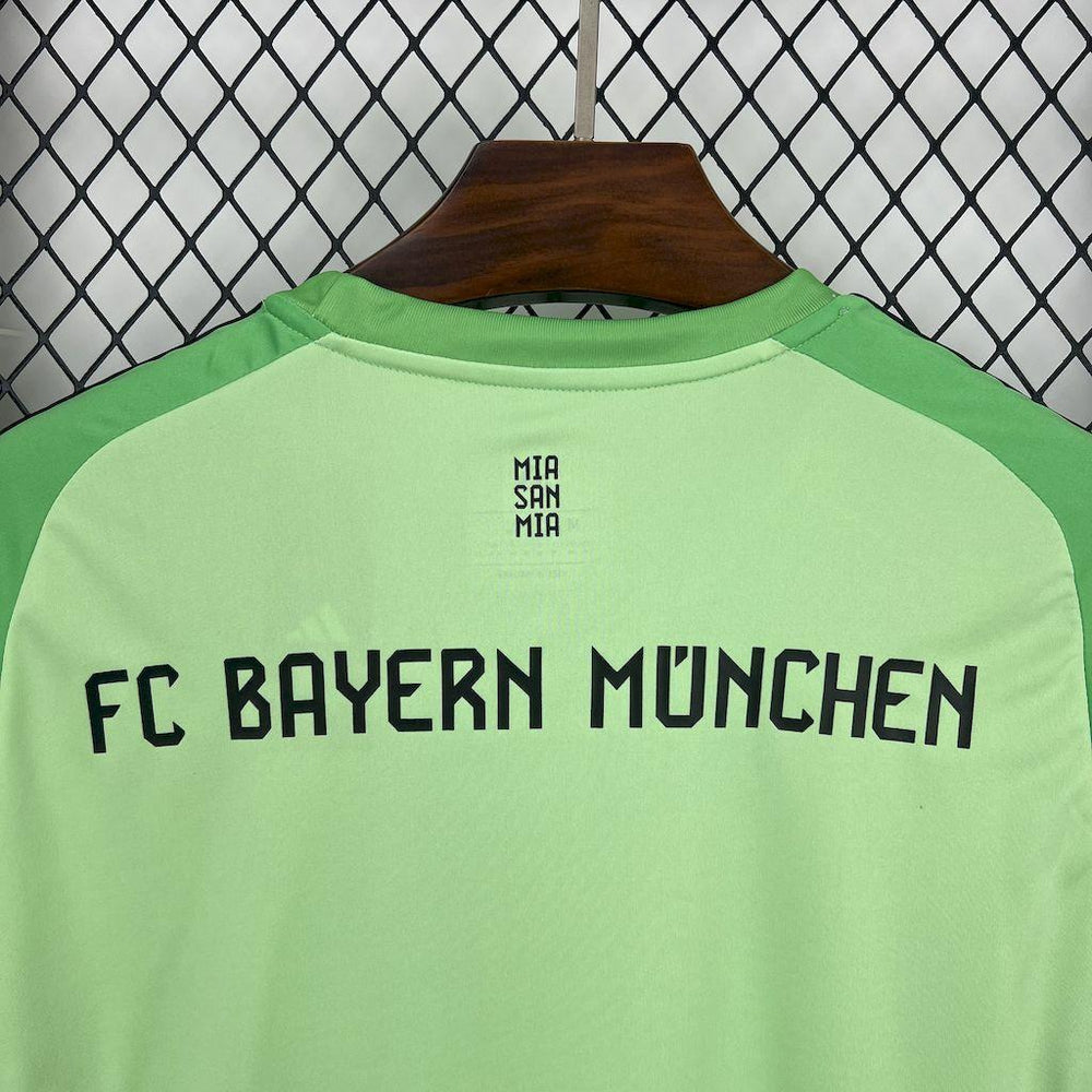 Bayern Munich 2025-26 Green Goalkeeper Jersey