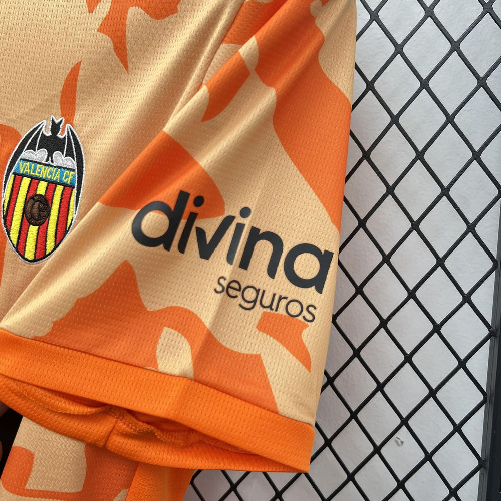 Mens Valencia CF 2025-26 Retro Jersey