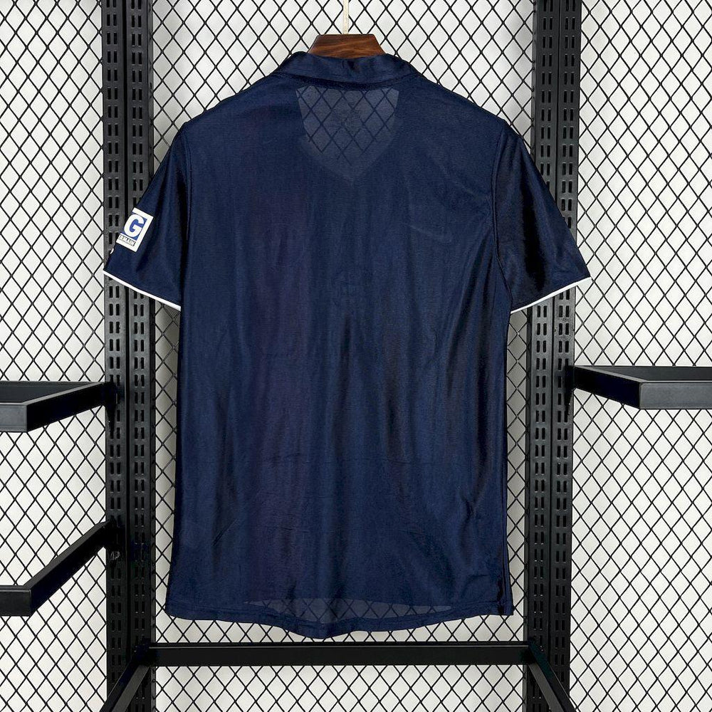 Paris Saint-Germain 2001-2002 Home Retro Jersey