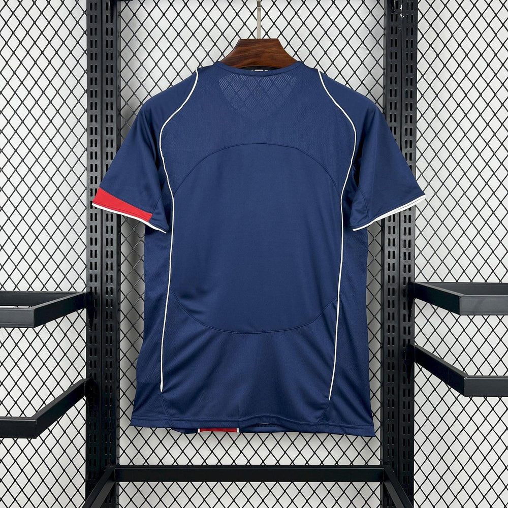 Retro Paris Saint-Germain 2004-05 Home Jersey
