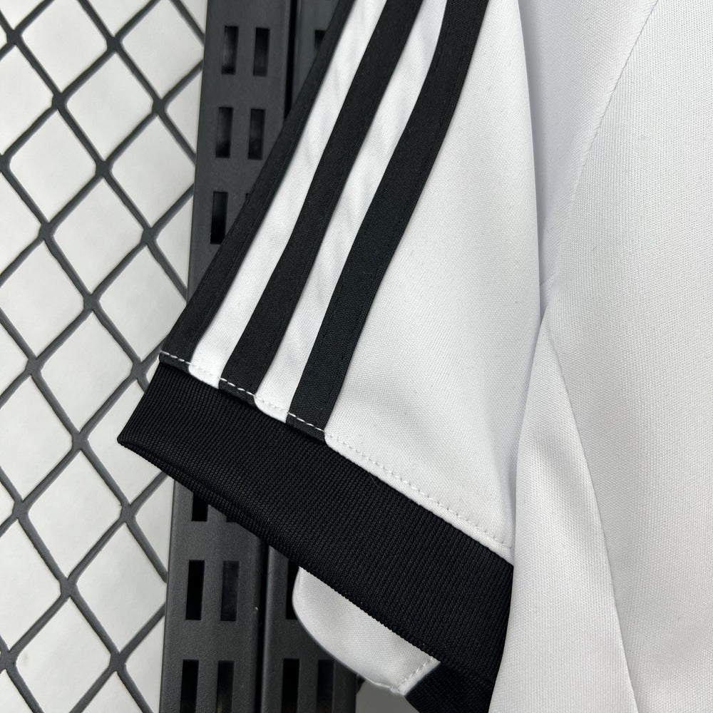 Real Madrid 2026/27 Specialtröja
