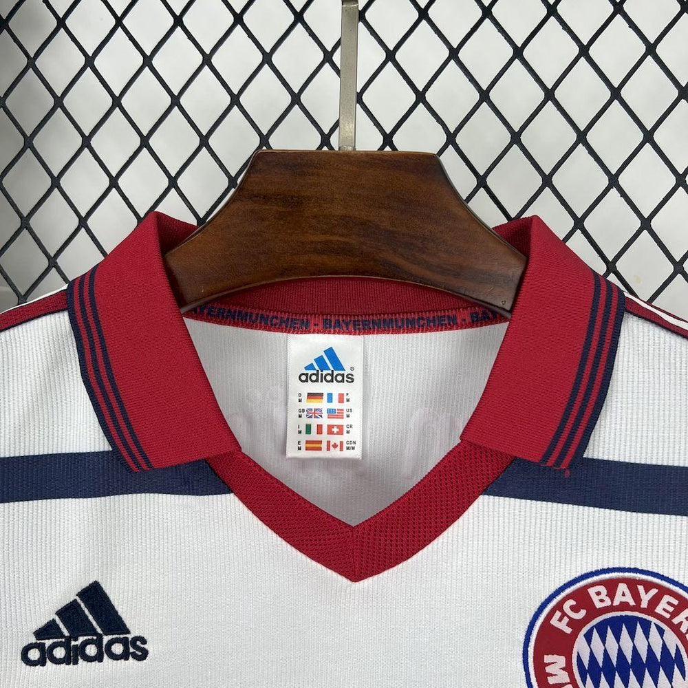 Bayern Munich 1998-00 Home Retro Jersey
