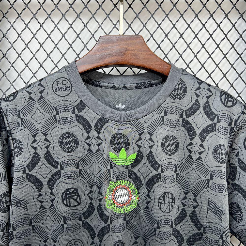 Mens Bayern Munich 2025-26 Wiesn T-Shirt Jersey