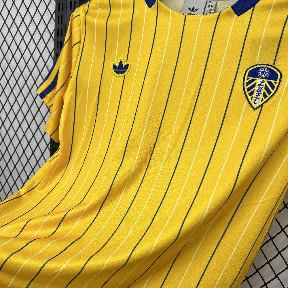Mens Leeds United F.C.  2025-26 Icon Jersey