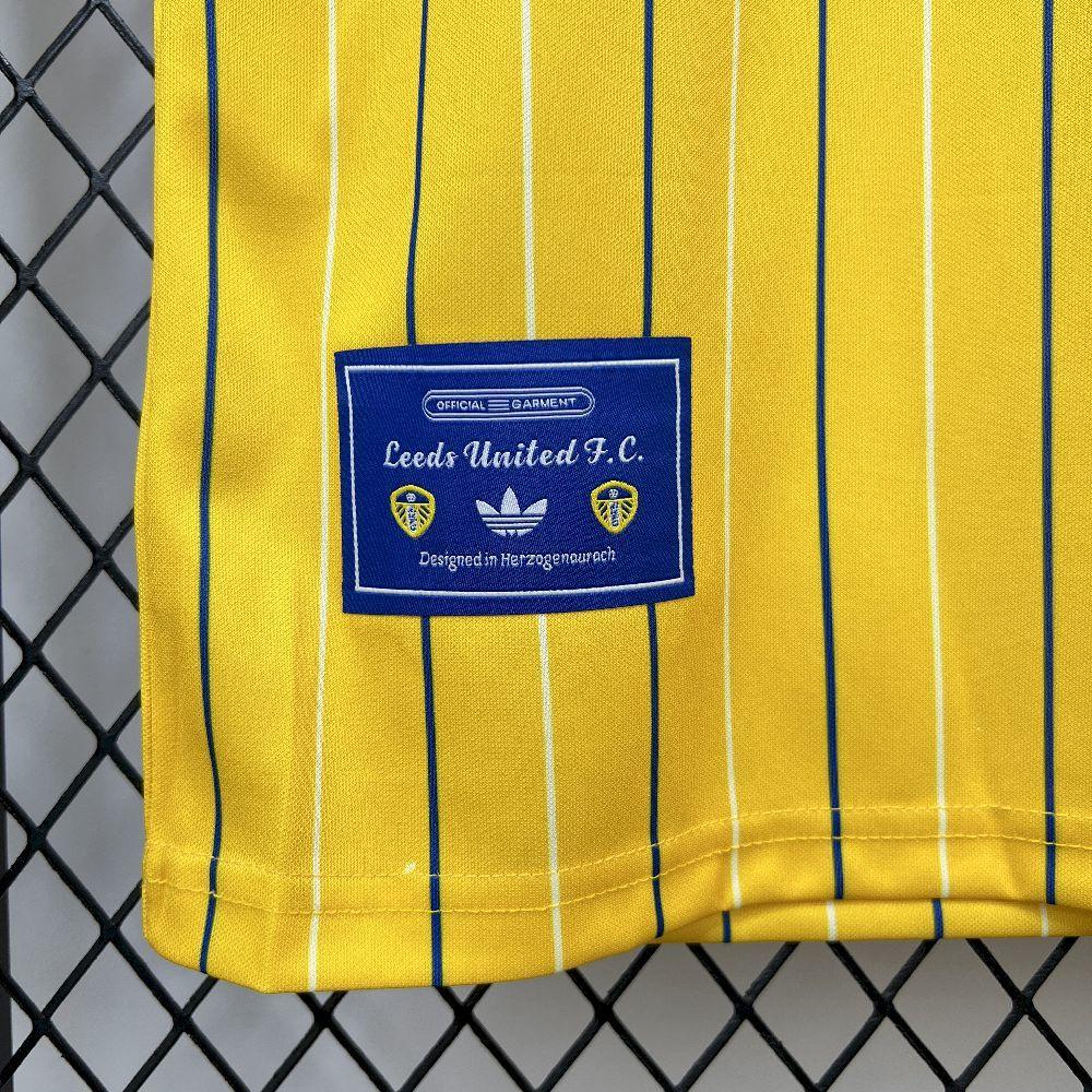 Mens Leeds United F.C.  2025-26 Icon Jersey