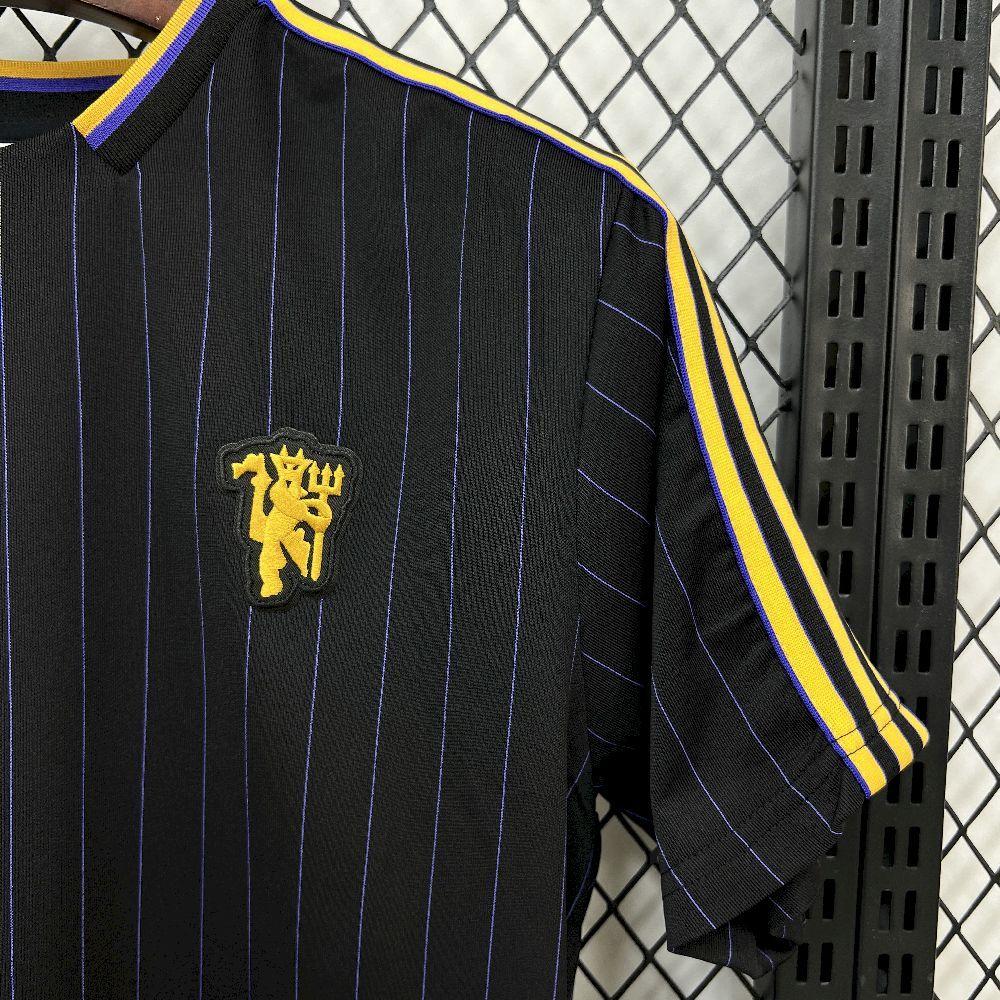 Mens Manchester United 2025-26 Terrace Icons Jersey