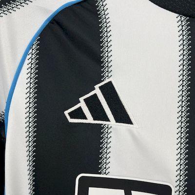 Newcastle United 2025-26 Home Long Sleeves Jersey