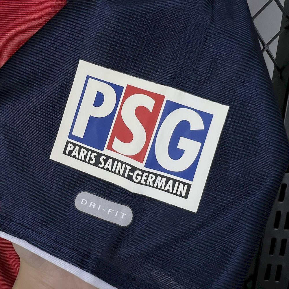 Paris Saint-Germain 2001-2002 Home Retro Jersey