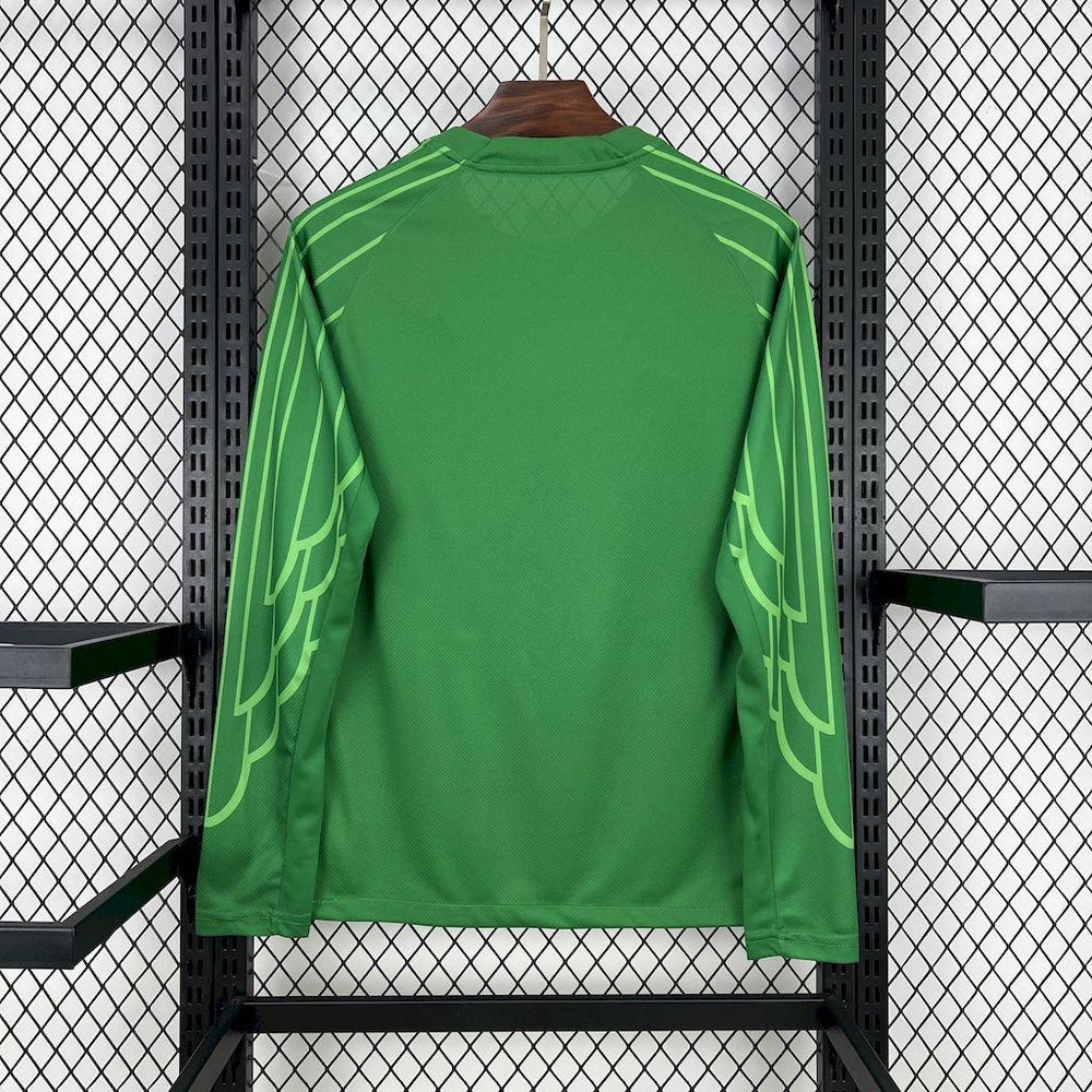 Paris Saint-Germain 2025-26 Green goalkeeper Long Sleeves Jersey