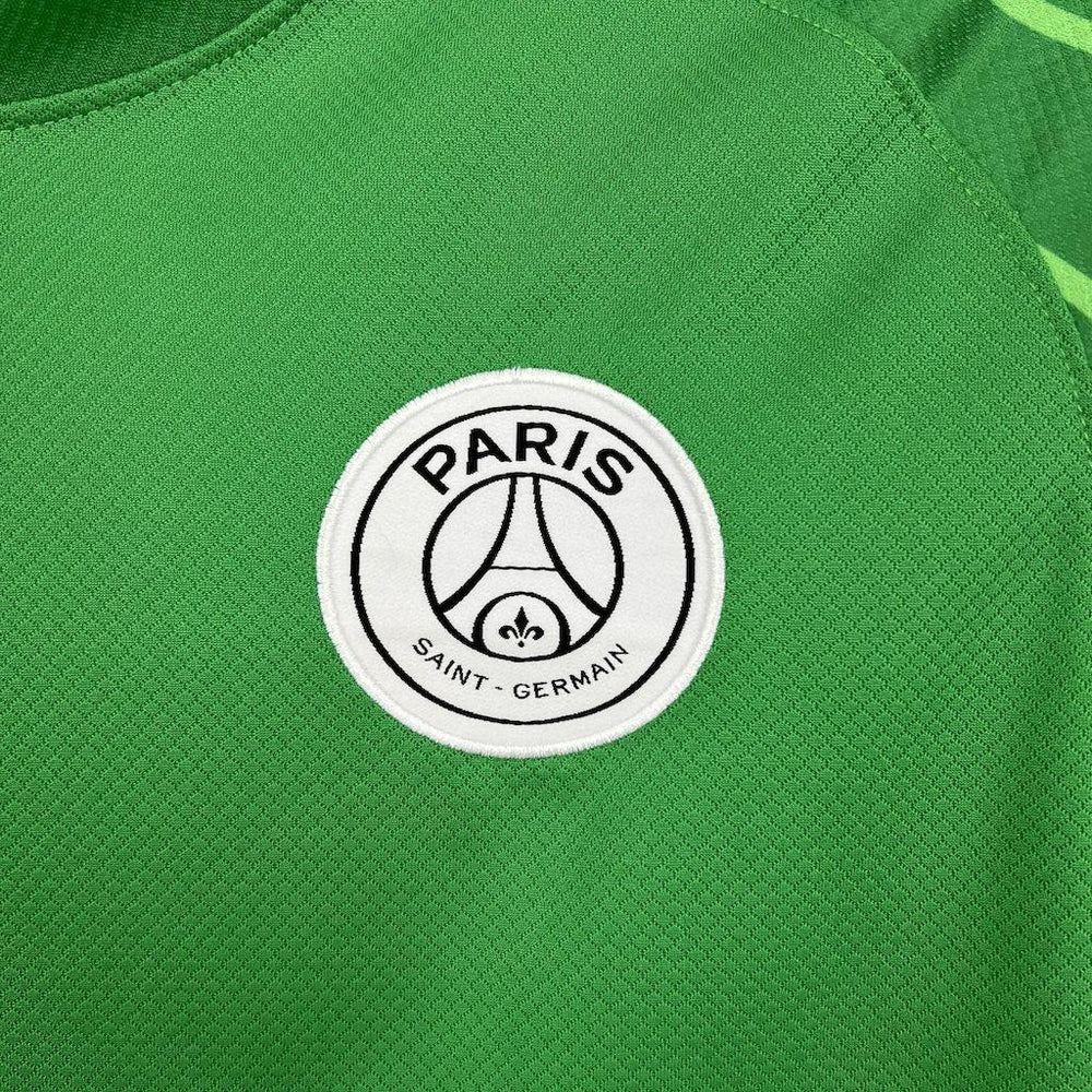 Paris Saint-Germain 2025-26 Green goalkeeper Long Sleeves Jersey