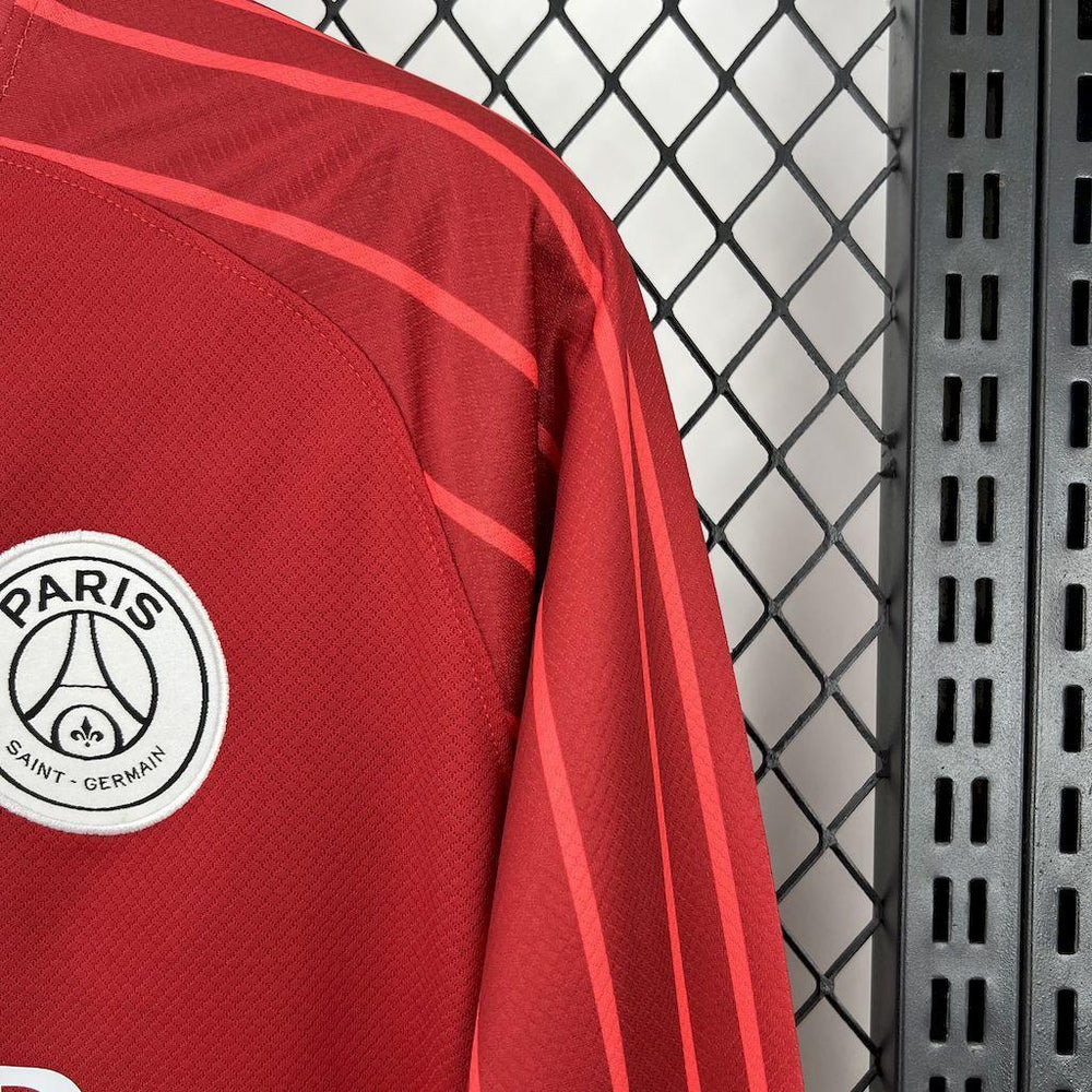 Paris Saint-Germain 2025-26 Red goalkeeper Long Sleeves Jersey