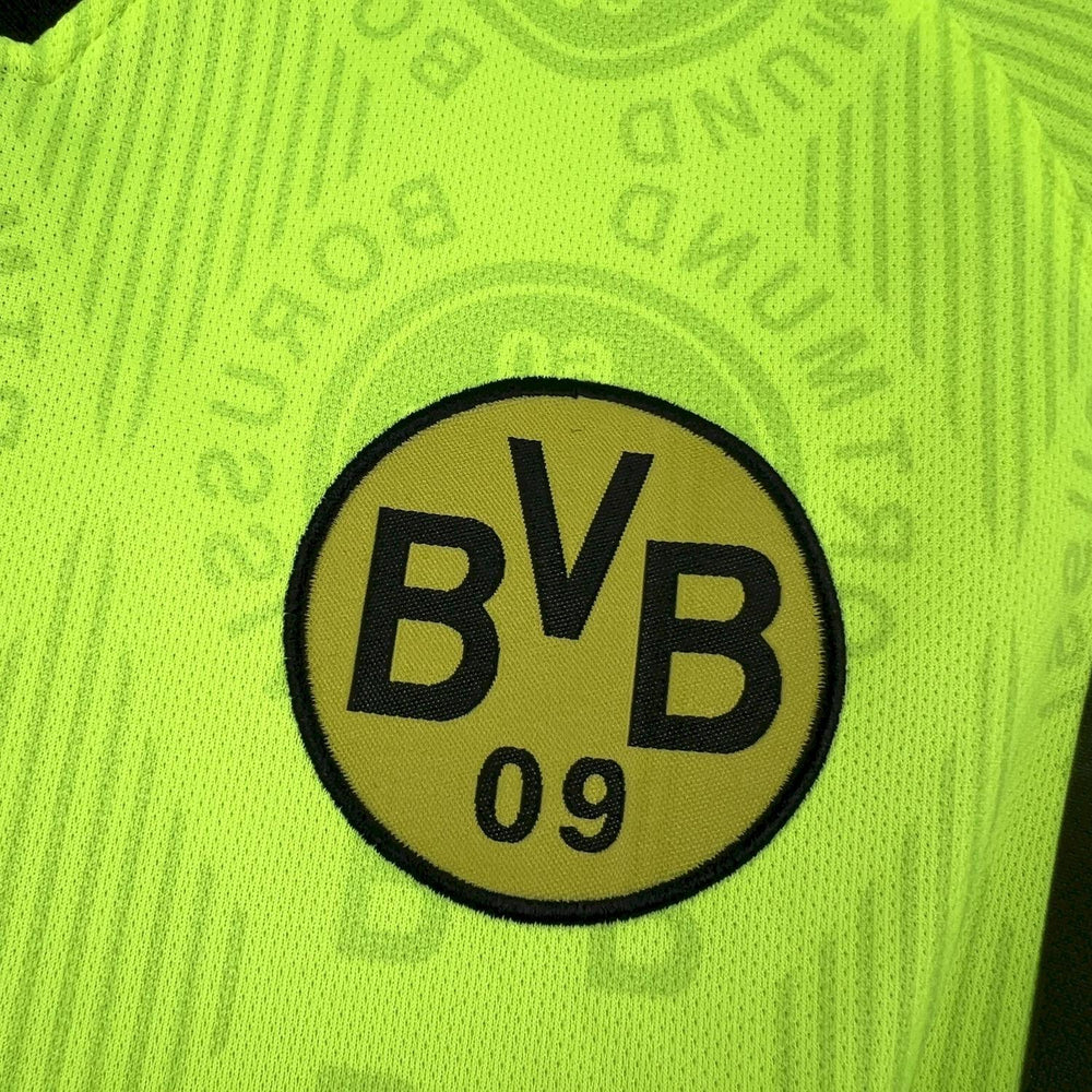 Retro Borussia Dortmund 1996-97 Home Jersey