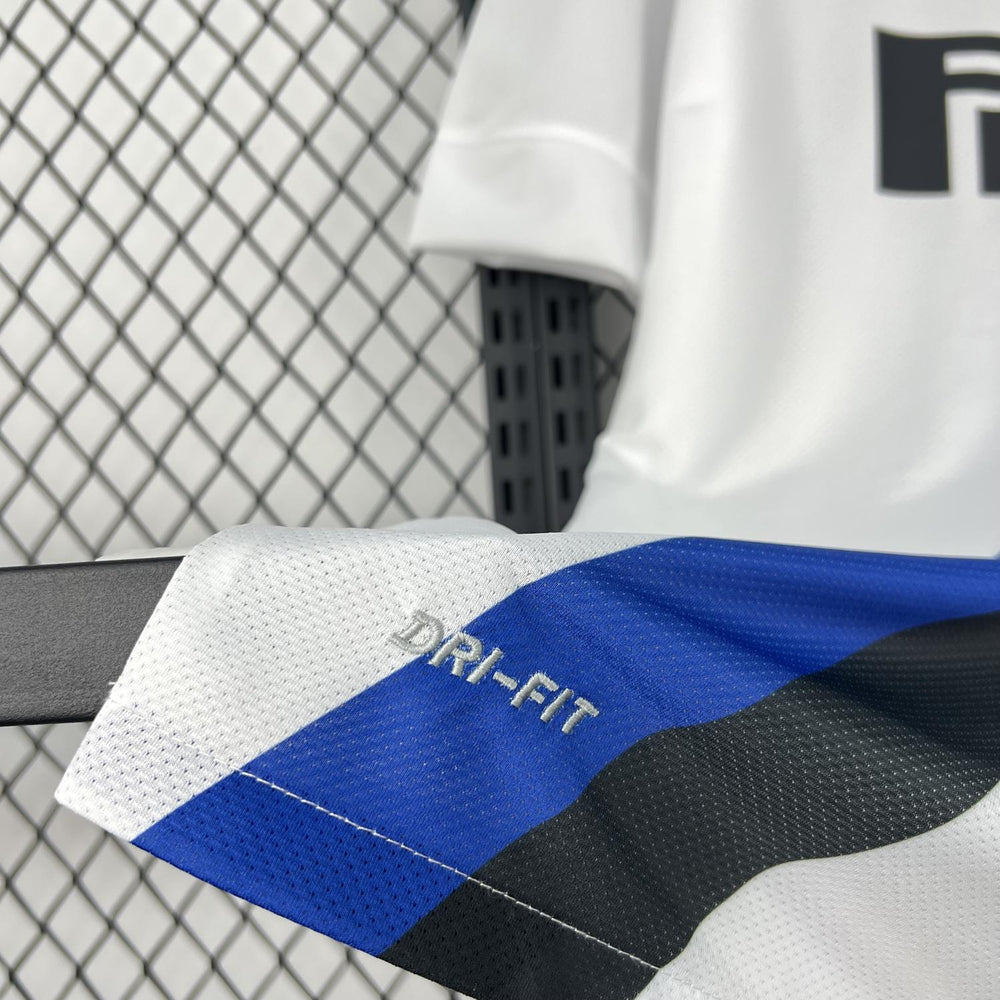 Retro Inter Milan 2011-12 Away Jersey