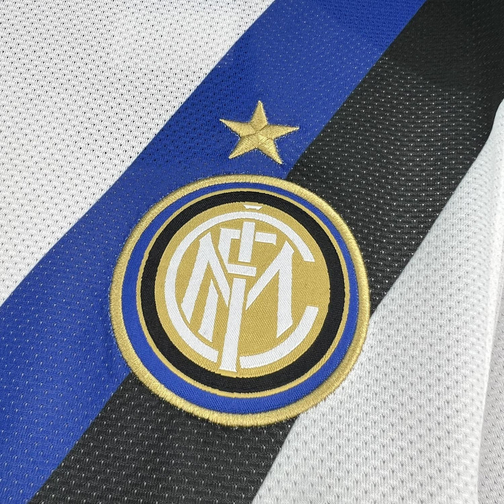 Retro Inter Milan 2011-12 Away Jersey