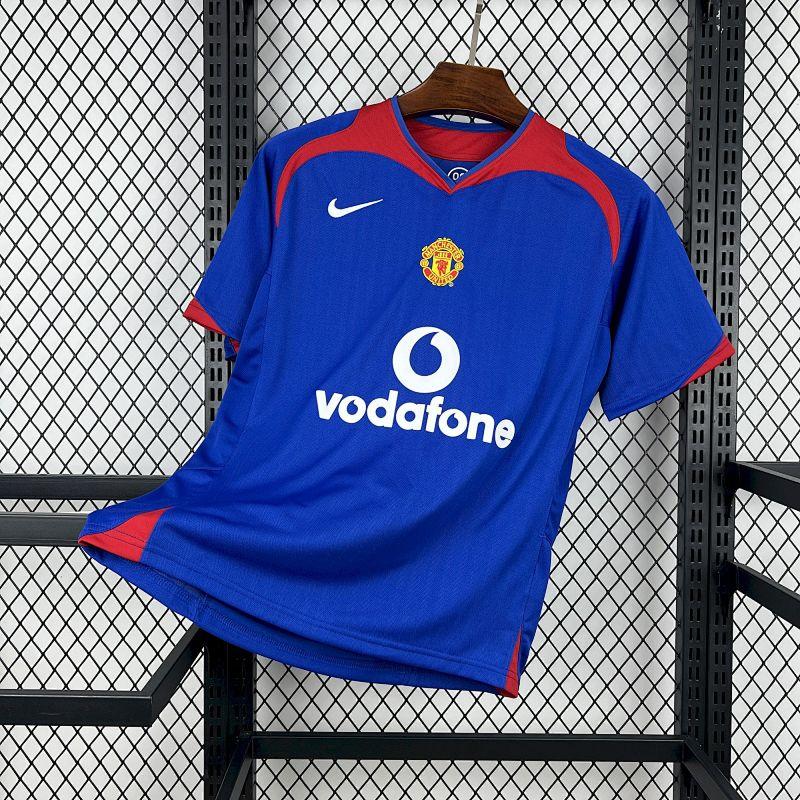 Retro Manchester United 2005-06 Away Jersey
